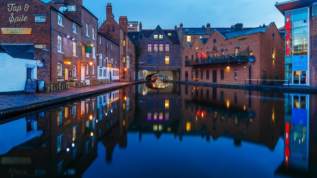 Xclusive Living Stay Near City Centre Birmingham Buitenkant foto